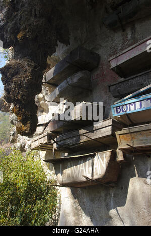 Sagada, hanging coffins in the Echo Valley, Philippines Stock Photo