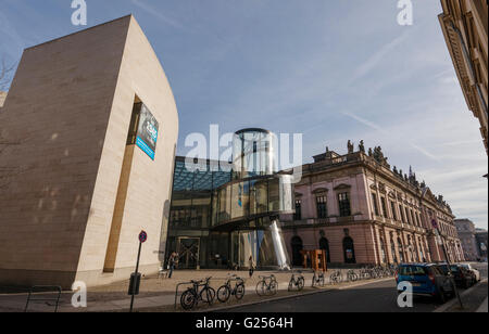 New building of the DHM Deutsches Historisches Museum, German historical museum, architect Ieoh Ming Pei, Unter den Linden, Berl Stock Photo