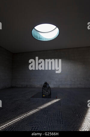 Neue Wache, New Guardhouse, Central Memorial of the Federal Republic of Germany for the Victims of War and Dictatorship. Unter d Stock Photo