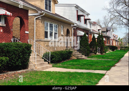 A variety of bungalow-styled homes are typical to Chicago's Edison Park neighborhood. Chicago, Illinois, USA. Stock Photo