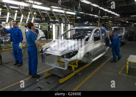 View of the Iranian car manufactory 'Khodro Industrial Grou' in Teheran, Iran, 14 May 2016. The manufactory has a licence for producing the Peugeot 206. PHOTO: ARNULF STOFFEL/dpa - NO WIRE SERVICE - Stock Photo