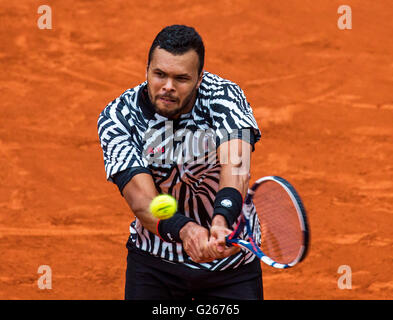 Paris, France, 24 May, 2016, Tennis, Roland Garros,  Jo-Wilfried Tsonga (FRA)  Credit:  Henk Koster/Alamy Live News Stock Photo