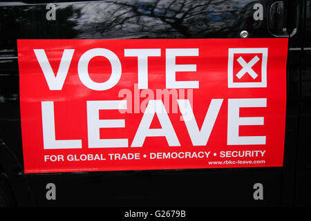 Sloane Square, London, UK 24 May 2016 - Vote Leave campaigners outside RHS Chelsea Flower Show Credit:  Dinendra Haria/Alamy Live News Stock Photo