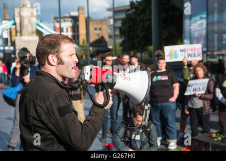 London, UK. 24th May, 2016. No Pride in War protest outside City Hall, London Credit:  Zefrog/Alamy Live News Stock Photo