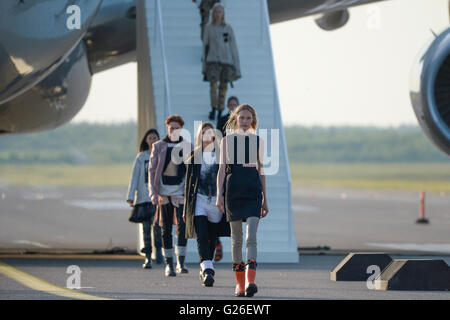 Helsinki, Finland. 24th May, 2016. Models presented collection of Korean designer Hyein Seo during the Ultimate Runway Fashion Show at Helsinki Airport, Finland, on May 24, 2016. A unique fashion show was held on Tuesday night at the Runway 2 of Helsinki Airport, which was transformed into a catwalk and enabled seven designers from China, Korea, Japan, the UK, Sweden, Denmark and Finland to present their collections. © Sergei Stepanov/Xinhua/Alamy Live News Stock Photo