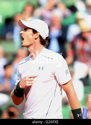 Paris, France. 25th May, 2016. Andy Murray of Great Britain reacts during a men's singles second round match against Mathias Bourgue of France on day 4 of 2016 French Open tennis tournament at Roland Garros, in Paris, France on May 25, 2016. Credit:  Han Yan/Xinhua/Alamy Live News Stock Photo