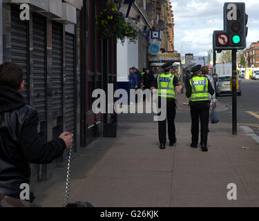 Police on patrol in the worst area of Scotland, Govanhill Glasgow ...