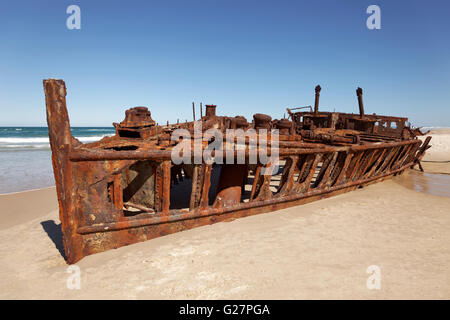Wreck, luxury liner SS. Maheno, ran aground on the beach on 09.07.1935, 75 Mile Beach Road, official Highway Stock Photo