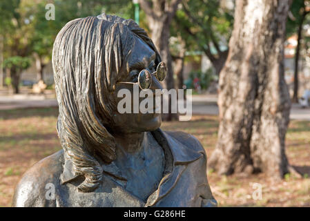 A close up head and shoulder view of the John Lenon Statue in the John Lennon Park in Havana, La Habana, Cuba. Stock Photo