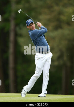 Danny Willett during the Pro-AM tournament at Wentworth Club, Windsor. PRESS ASSOCIATION Photo. Picture date: Wednesday May 25, 2016. See PA story GOLF Wentworth. Photo credit should read: Adam Davy/PA Wire. RESTRICTIONS.Use subject to restrictions. Editorial use only. No commercial use. Call +44 (0)1158 447447 for further information. Stock Photo
