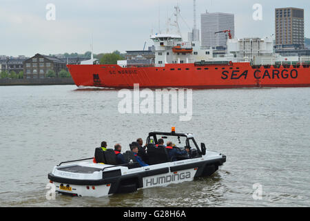 Gibbs Amphibians Hundinga amphibious utility vehicle undergoing trials on the river Thames in London Stock Photo