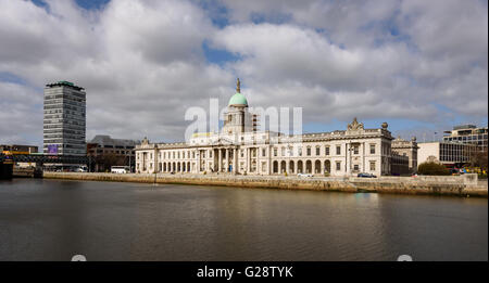 The Custom House is a neoclassical 18th-century building in Dublin, Ireland Stock Photo