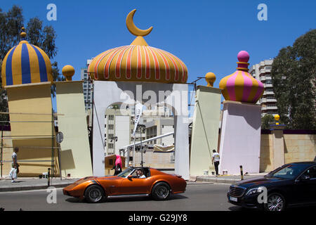 Beirut Lebanon. 27th May 2016.  Islamic decorations in Beirut for the holy month of Ramadan which begins when the first crescent of a new moon is sighted, a month spent by Muslims fasting during the daylight hours from dawn to sunset Credit:  amer ghazzal/Alamy Live News Stock Photo