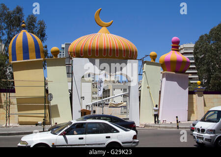 Beirut Lebanon. 27th May 2016. Islamic decorations in Beirut for the holy month of Ramadan which begins when the first crescent of a new moon is sighted, a month spent by Muslims fasting during the daylight hours from dawn to sunset Credit:  amer ghazzal/Alamy Live News Stock Photo