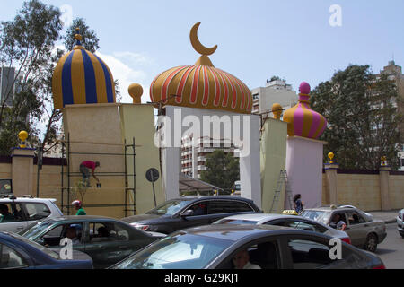 Beirut Lebanon. 27th May 2016. Islamic decorations in Beirut for the holy month of Ramadan which begins when the first crescent of a new moon is sighted, a month spent by Muslims fasting during the daylight hours from dawn to sunset Credit:  amer ghazzal/Alamy Live News Stock Photo