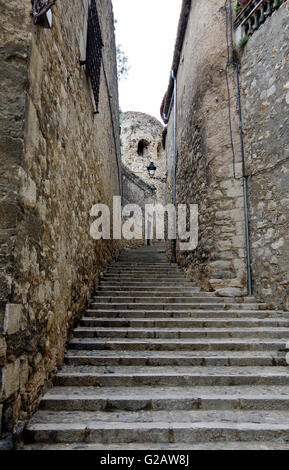 Girona, Spain, Walls of stepped street in Old Town Stock Photo