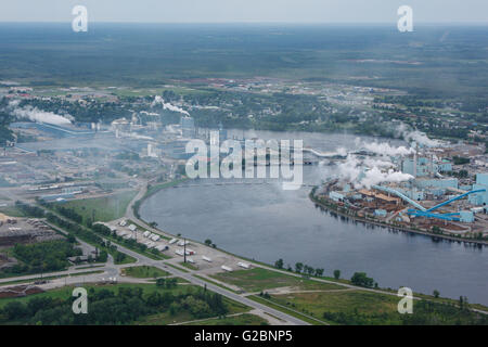 Sister cities, International Falls on the left and Ft. Francis Ontario on the right are divided by the Rainy River. Stock Photo