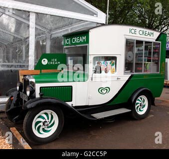 Vintage Ice Cream van, RHS Chelsea Flower Show 2016 Stock Photo