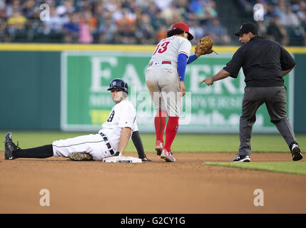 Detroit Tigers second baseman Nick Maton, left, greets Zach McKinstry ...