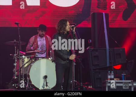 Lisbon, Portugal. 27th May, 2016. Rock in Rio 2016 Lisbon with Hard Rock band from California “Rival Sons”. Lisbon, Portugal. On May 27, 2016 (Photo by Gonçalo Silva) Credit:  Gonçalo Silva/Alamy Live News Stock Photo
