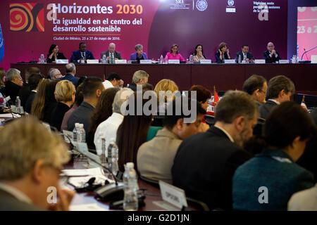 Mexico City, Mexico. 27th May, 2016. Attendees take part in a meeting of the 36th session of the Economic Commission for Latin America and the Caribbean (ECLAC), in Mexico City, capital of Mexico, on May 27, 2016. © Alejandro Ayala/Xinhua/Alamy Live News Stock Photo