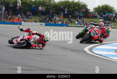 Donington Park,  UK. 28th May, 2016. #7 Chaz Davies crashes out of the lead of race one exiting Goddards corner Credit:  steven roe/Alamy Live News Stock Photo