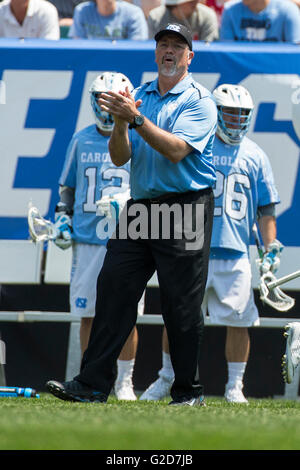 Philadelphia, Pennsylvania, USA. 28th May, 2016. North Carolina Tar Heels head coach Joe Breschi looks on during the NCAA Division I semifinals lacrosse match between the Loyola Maryland Greyhounds and the North Carolina Tar Heels at Lincoln Financial Field in Philadelphia, Pennsylvania. Christopher Szagola/CSM/Alamy Live News Stock Photo