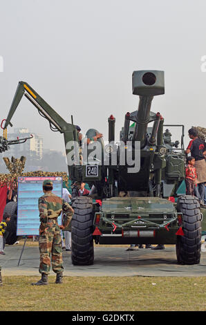 155 mm Bofors Gun, the main artillery gun of the Indian Army, during display on Indian Army Day, Kolkata, West Bengal, India Stock Photo