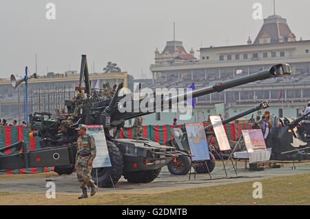 155 mm Bofors Gun, the main artillery gun of the Indian Army, during display on Indian Army Day, Kolkata, West Bengal, India Stock Photo