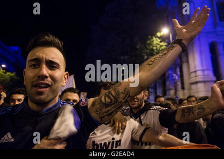 Real Madrid fans celebrating the 11th Champions League title. (Photo by Marcos del Mazo/Pacific Press) Stock Photo