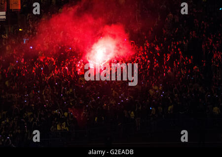 Real Madrid fans celebrating the 11th Champions League title. (Photo by Marcos del Mazo/Pacific Press) Stock Photo