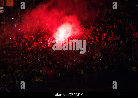 Real Madrid fans celebrating the 11th Champions League title. (Photo by Marcos del Mazo/Pacific Press) Stock Photo