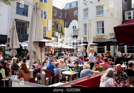 Brighton UK 29th May 2016  - The bars and restaurants are packed in Brighton's Lanes district as the good weather is forecast to continue over the bank holiday weekend   Credit:  Simon Dack/Alamy Live News Stock Photo