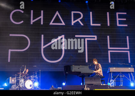 Lisbon, Portugal. 28th May, 2016. 1st concert of the last day of Rock in Rio 2016 with Charlie Puth. May 28th Lisbon, Portugal. Credit:  Gonçalo Silva/Alamy Live News Stock Photo
