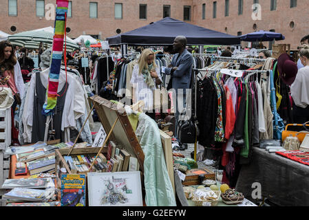 Madrid, Spain, 29 st May 2016.  A view of a little market in Cuartel Conde Duque, Madrid, Spain. Enrique Davó/Alamy Live News. Stock Photo