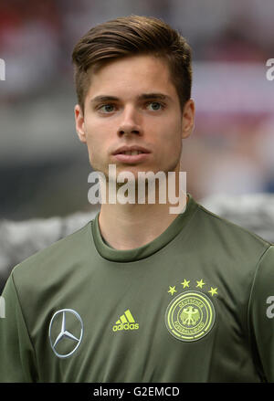 Augsburg, Germany. 29th May, 2016. Germany's Juian Weigl at the international soccer match between German and Slovakia in the WWK Arena in Augsburg, Germany, 29 May 2016. Photo: ANDREAS GEBERT/dpa/Alamy Live News Stock Photo