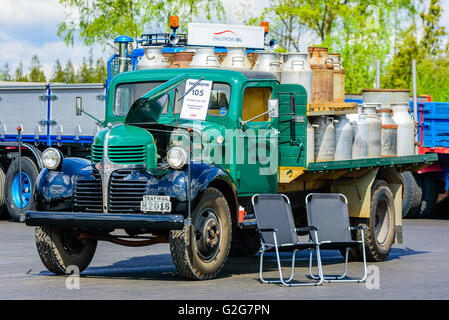 Emmaboda, Sweden - May 14, 2016: Forest and tractor (Skog och traktor) fair. Vintage classic trucks on parade. Here a green 1947 Stock Photo