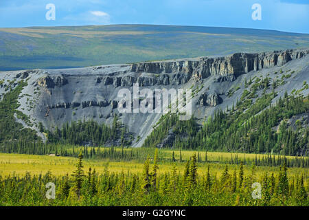 Dempster Highway and the Richardson Mountains Dempster Highway Northwest Territories Canada Stock Photo