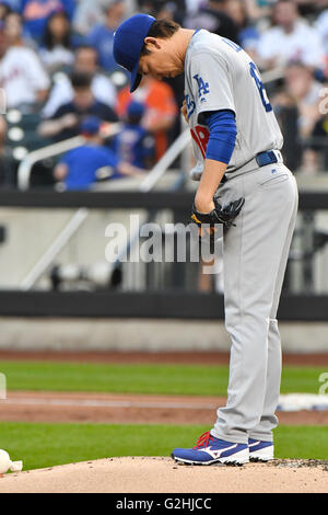 New York, USA. 28th May, 2016. Kenta Maeda (Dodgers) MLB : Kenta Maeda of the Los Angeles Dodgers during the Major League Baseball game against the New York Mets at Citi Field in New York, United States . © Hiroaki Yamaguchi/AFLO/Alamy Live News Stock Photo