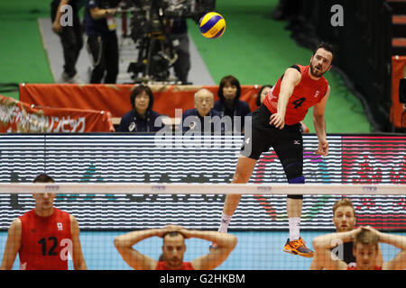 Tokyo Metropolitan Gymnasium, Tokyo, Japan. 31st May, 2016. Hoag Nicholas (CAN), MAY 31, 2016 - Volleyball : Men's Volleyball World Final Qualification for the Rio de Janeiro Olympics 2016 match between Australia 2-3 Canada at Tokyo Metropolitan Gymnasium, Tokyo, Japan. © Shingo Ito/AFLO SPORT/Alamy Live News Stock Photo