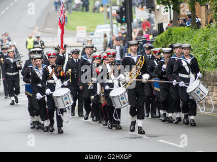 Melton Mowbray June 1st 2016 : Historical military as the ship's company HMS Quorn exercise their right to march through the town street for the first time in 10 years with their colours flying and bayonet’s fixed.   Credit: Clifford Norton/Alamy Live News Stock Photo