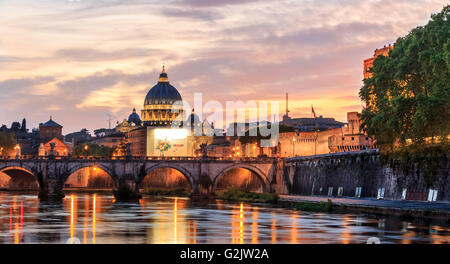 Beautiful sunset at St Peter's Basilica and the Vatican in Rome Stock Photo