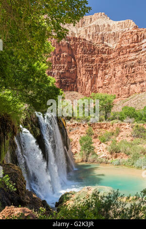 Navajo Falls plunges into a blue-green pool on Havasu Creek on Havasupai Indian Reservation in the Grand Canyon. Stock Photo