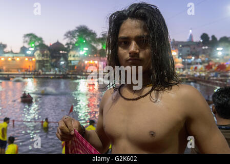 Young Sadhu After Bathing At Shipra River Ghats At Sunrise, Shahi Snaan (Royal Holy Dip), Ujjain Kumbh Mela 2016 Stock Photo