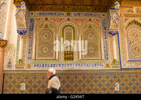 Decorative tile work on exterior of mosque, medina el-Bali, Fès, Morocco Stock Photo