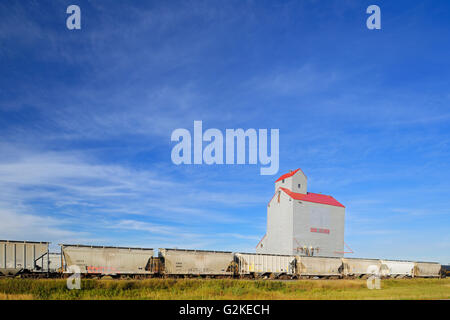 Grain elevator, train and truck. This is the town of Dog River in TV series 'Corner Gas'. Rouleau Saskatchewan Canada Stock Photo