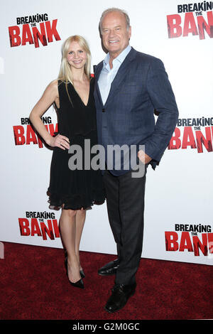 Kelsey Grammer and wife Kayte Walsh attending the UK gala screening of Breaking the Bank at Empire Cinema, Leicester Square, London. PRESS ASSOCIATION Photo. Picture date: Tuesday 31st May 2016. Photo credit should read: Yui Mok/PA Wire Stock Photo