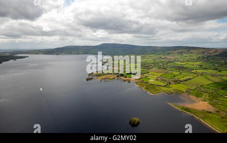 Headland peninsula Ogonnelloe, Lakelands, Lake Derg, Lough Derg on the River Shannon, COUNTY CLARE, Clare, Ireland, IE, Europe, Stock Photo