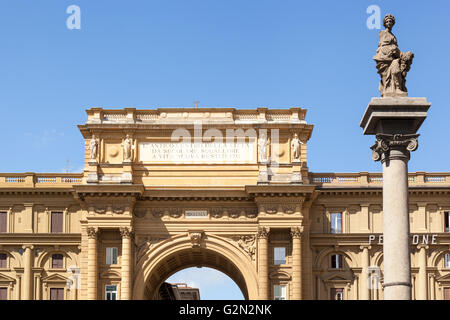 Triumphal Arch and Column of Abundance, Piazza Della Repubblica, Florence, Tuscany, Italy Stock Photo