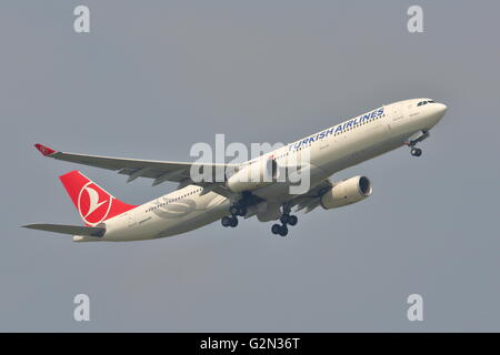 Turkish Airlines Airbus A330-300 TC-JNN departing from London Heathrow Airport, UK Stock Photo